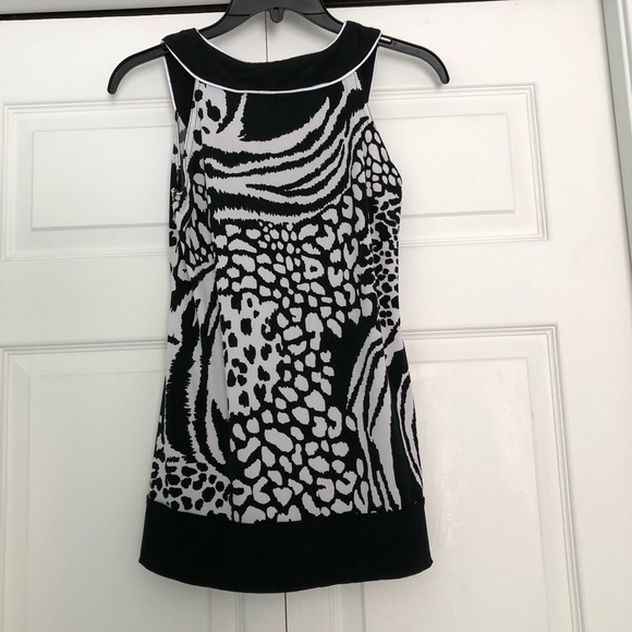 IZ Black and White Print Halter Tank Top - Picture 2 of 5